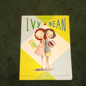 (Book) Ivy + Bean